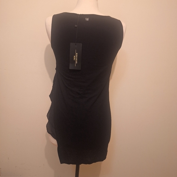 Max Mara Weekend Asymmetical Sleeveless Tee Shirt SZ S - Picture 4 of 8